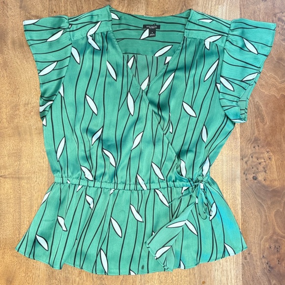 Faux Wrap Flutter Sleeve Peplum Top - Picture 1 of 7